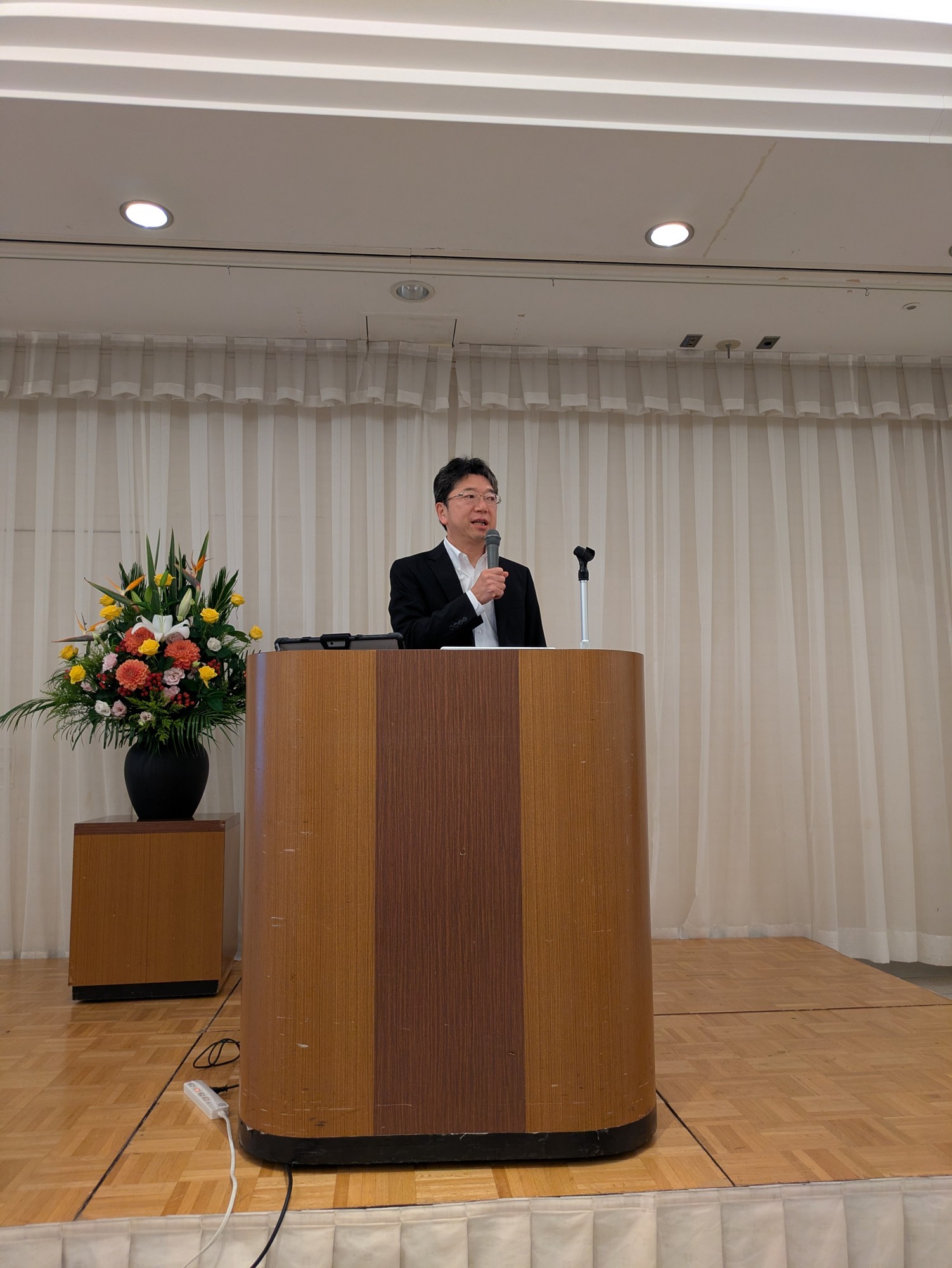 キックオフフォーラム2026の発表の様子
